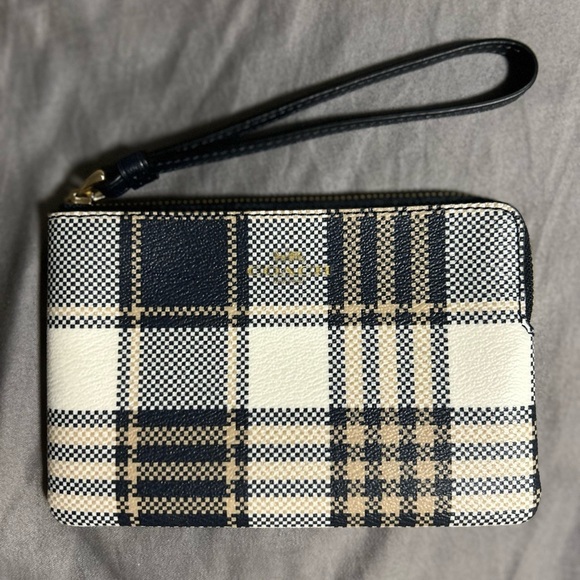 Coach Corner Zip Wristlet in Navy Garden Plaid Print - Picture 1 of 5